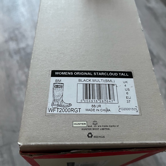 Hunter Women’s Original Starcloud Tall boot in Black glitter multi! ❤️❤️❤️⭐️ - Picture 6 of 6